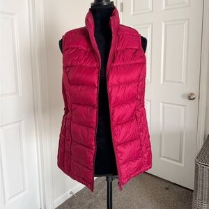 Market & Spruce Cherry Puffer Vest